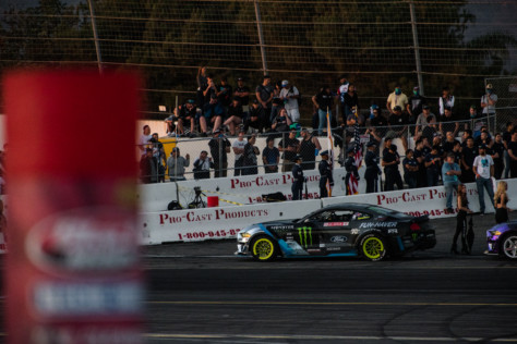 denofa-gittin-jr-and-pawlak-wrap-2019-formula-drift-season-at-irw-2019-10-23_17-33-34_159008
