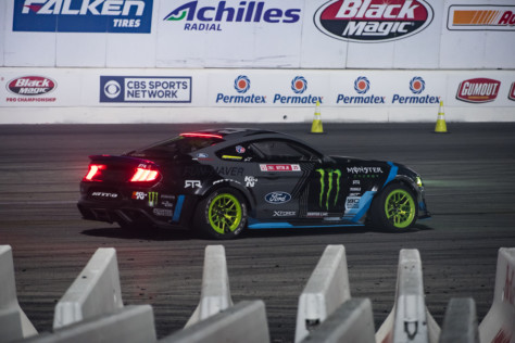 denofa-gittin-jr-and-pawlak-wrap-2019-formula-drift-season-at-irw-2019-10-23_17-37-43_640582