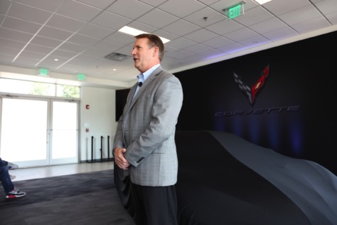 new-details-about-the-mid-engine-c8-r-corvette-race-car-2019-10-10_21-26-45_585863