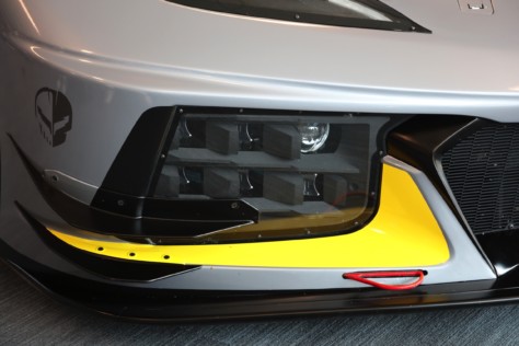 new-details-about-the-mid-engine-c8-r-corvette-race-car-2019-10-10_21-26-52_570743