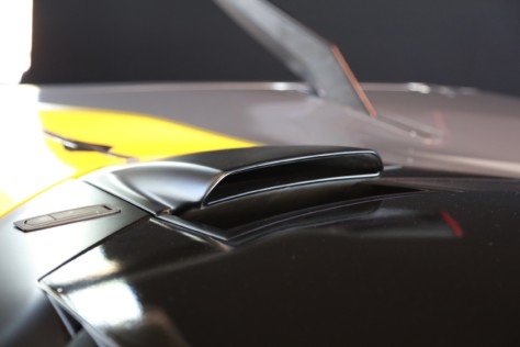new-details-about-the-mid-engine-c8-r-corvette-race-car-2019-10-10_21-27-09_775392