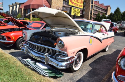 we-go-ford-bargain-shopping-rod-run-style-2019-10-15_23-54-31_654490