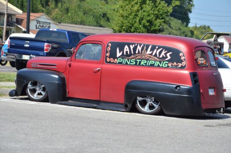 we-go-ford-bargain-shopping-rod-run-style-2019-10-16_00-00-25_992750