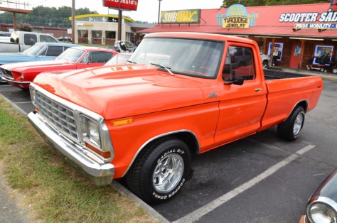 we-go-ford-bargain-shopping-rod-run-style-2019-10-16_00-09-00_166951