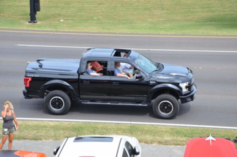 we-go-ford-bargain-shopping-rod-run-style-2019-10-16_00-13-35_502980