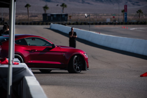 driven-2020-ford-mustang-shelby-gt500-2019-11-18_23-49-04_902047