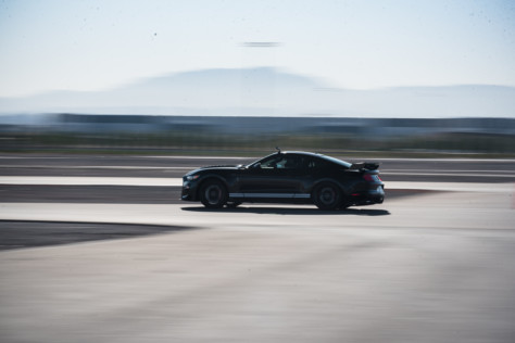 driven-2020-ford-mustang-shelby-gt500-2019-11-18_23-51-20_994437