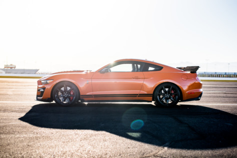 driven-2020-ford-mustang-shelby-gt500-2019-11-18_23-57-24_988300