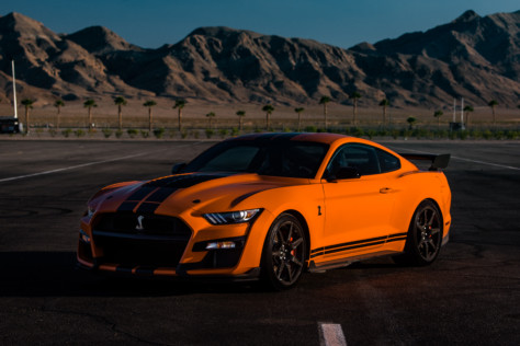 driven-2020-ford-mustang-shelby-gt500-2019-11-19_00-01-08_209172