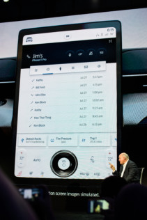 ford-introduces-the-mustang-mach-e-at-2019-la-auto-show-2019-11-18_21-42-36_300969