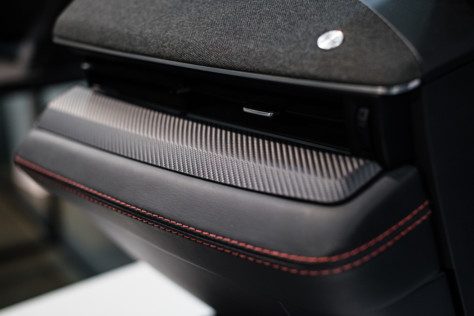 ford-introduces-the-mustang-mach-e-at-2019-la-auto-show-2019-11-18_21-47-37_515156