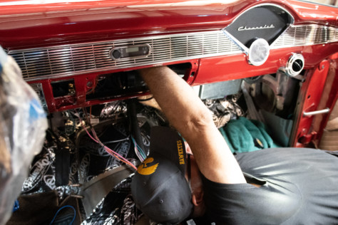 project-gift-horse-gets-electrical-upgrade-from-ron-francis-wiring-2019-11-01_16-13-14_835584