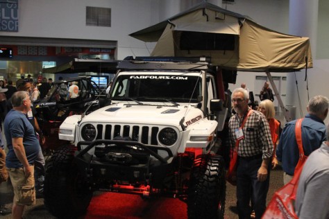 sema-2019-fab-fours-jeep-gladiator-dominates-the-arena-2019-11-14_12-17-05_255119