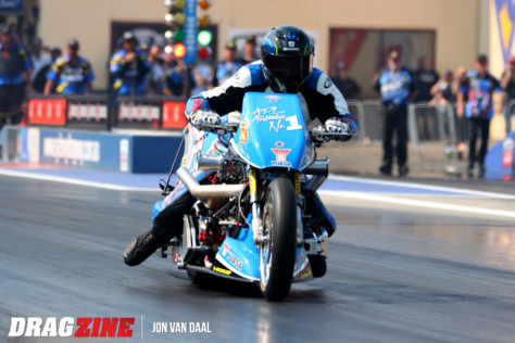 thunderstruck-australian-400-thunder-series-kicks-off-new-year-2019-11-08_20-45-28_840073