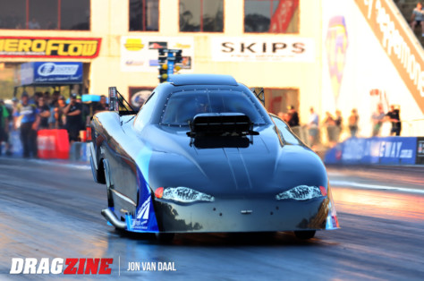 thunderstruck-australian-400-thunder-series-kicks-off-new-year-2019-11-08_20-46-21_245339