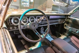 Classic Instruments Puts Finishing Touch On Outstanding SEMA Show