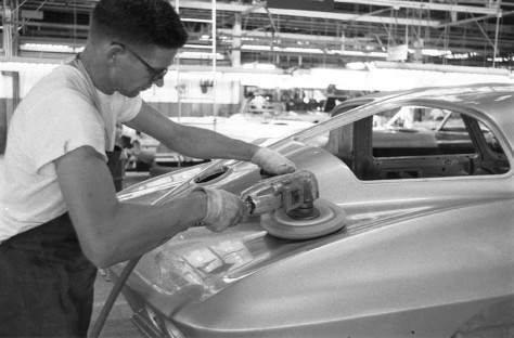 corvette-chronicles-the-hand-built-split-window-coupe-corvettes-2019-12-03_19-48-44_803425