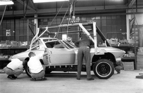 corvette-chronicles-the-hand-built-split-window-coupe-corvettes-2019-12-03_19-50-54_679270