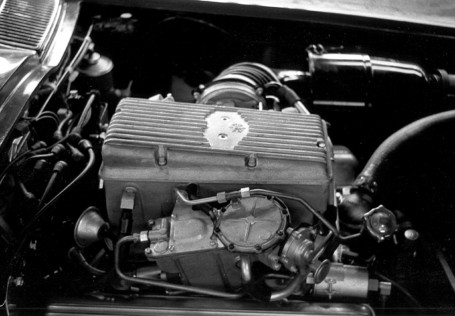 corvette-chronicles-the-hand-built-split-window-coupe-corvettes-2019-12-03_19-51-32_390811