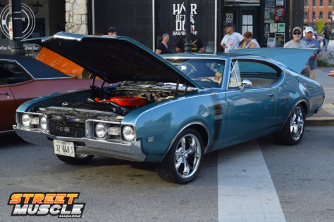 masses-of-street-muscle-gather-at-the-route-66-mother-road-festival-2019-12-21_18-39-55_500083