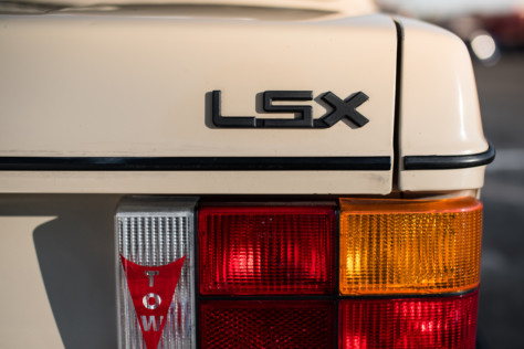 meet-sean-fogli-and-his-ls-swaped-1983-volvo-240-2019-12-06_19-03-41_635259