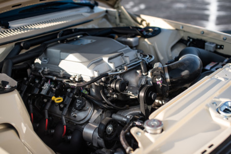 meet-sean-fogli-and-his-ls-swaped-1983-volvo-240-2019-12-06_19-04-49_194346