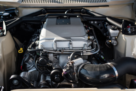 meet-sean-fogli-and-his-ls-swaped-1983-volvo-240-2019-12-06_19-05-13_370815
