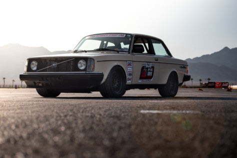 meet-sean-fogli-and-his-ls-swaped-1983-volvo-240-2019-12-06_19-15-07_238137