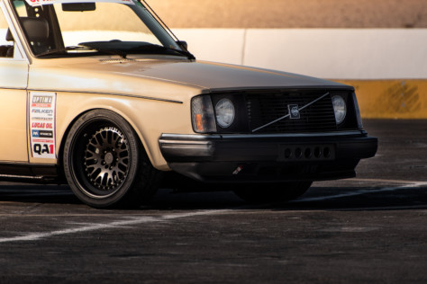 meet-sean-fogli-and-his-ls-swaped-1983-volvo-240-2019-12-06_19-16-22_564397