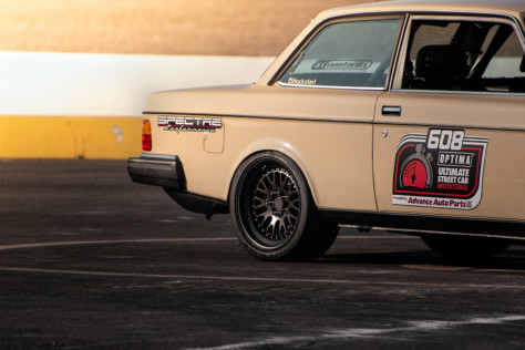 meet-sean-fogli-and-his-ls-swaped-1983-volvo-240-2019-12-06_19-16-29_993546