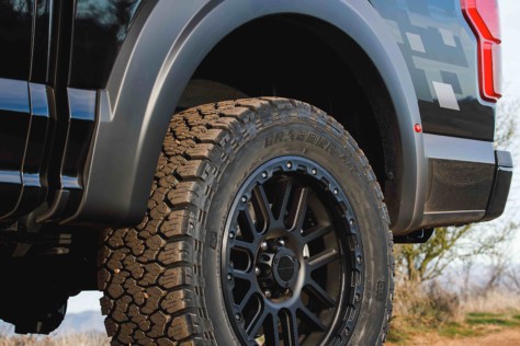 2020-roush-f-150-5-11-tactical-edition-debuts-at-shot-show-in-vegas-2020-01-23_17-36-50_345254