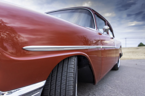 danchuk-manufacturing-trimwork-wraps-project-gift-horse-1956-chevy-2020-01-20_17-20-36_036279
