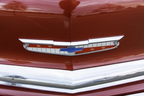 danchuk-manufacturing-trimwork-wraps-project-gift-horse-1956-chevy-2020-01-20_17-20-43_570233