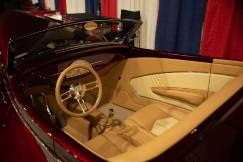 ford-takes-top-honors-at-the-71st-grand-national-roadster-show-2020-01-31_07-51-18_102601