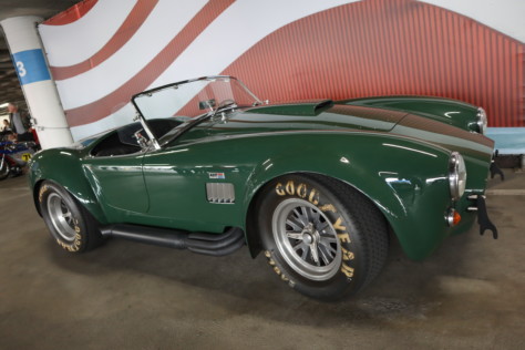 shelby-cruise-in-celebrates-ford-v-ferrari-at-the-petersen-museum-2020-01-31_03-52-01_431334