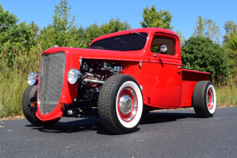 street-rod-dreams-for-a-military-man-1936-ford-bobber-truck-2020-02-08_18-06-40_765376