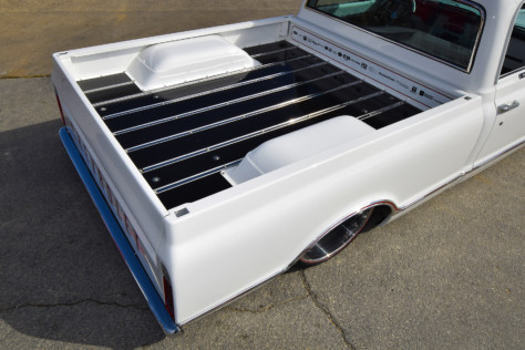 white-noise-dennis-griffins-c-10-generates-a-buzz-wherever-it-goes-2020-03-19_19-07-32_905201