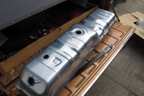Building An EFI-Ready Fuel System With Tanks Inc.