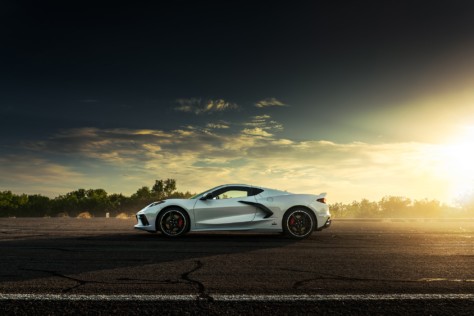 hennessey-breaks-the-200-mph-barrier-with-modified-c8-corvette-2020-05-19_16-26-57_854349