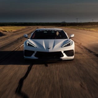 hennessey-breaks-the-200-mph-barrier-with-modified-c8-corvette-2020-05-19_16-27-04_220425