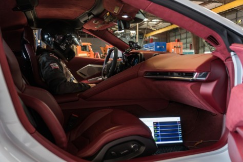 hennessey-breaks-the-200-mph-barrier-with-modified-c8-corvette-2020-05-19_16-27-16_138852