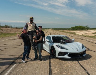 hennessey-breaks-the-200-mph-barrier-with-modified-c8-corvette-2020-05-19_16-27-52_540959