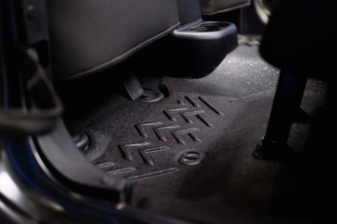 Video: Installing Armorlite Flooring For Jeep Wrangler JKs