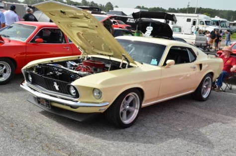 june-car-show-turnouts-show-light-at-the-end-of-the-tunnel-2020-06-27_21-17-17_012628