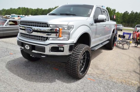 june-car-show-turnouts-show-light-at-the-end-of-the-tunnel-2020-06-27_21-19-18_285996