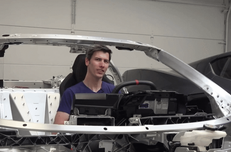 5 Flaws Of The C8 Corvette That Are Engineering Genius