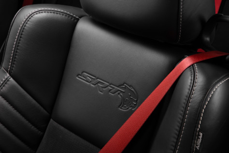 dodge-unveils-807-hp-2020-challenger-srt-super-stock-2020-07-02_17-54-40_978919