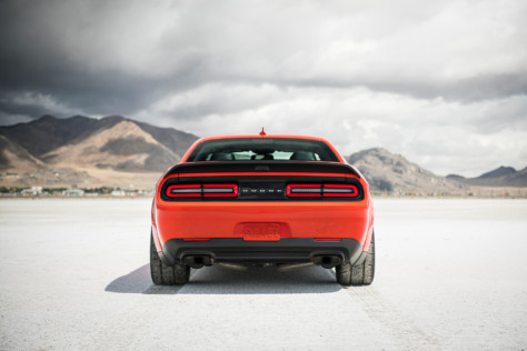 dodge-unveils-807-hp-2020-challenger-srt-super-stock-2020-07-02_17-56-55_630935