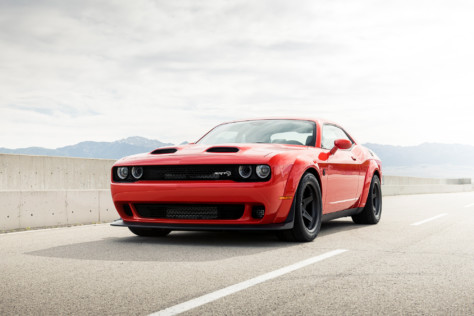 dodge-unveils-807-hp-2020-challenger-srt-super-stock-2020-07-02_17-57-18_600797