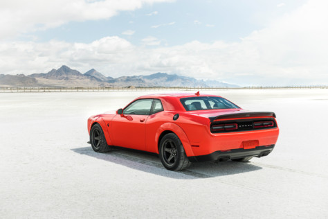 dodge-unveils-807-hp-2020-challenger-srt-super-stock-2020-07-02_17-57-58_435011